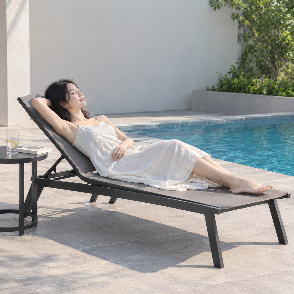 Khu vực hồ bơi thường là một trong những bối cảnh được chụp ảnh nhiều nhất tại resort và khách sạn